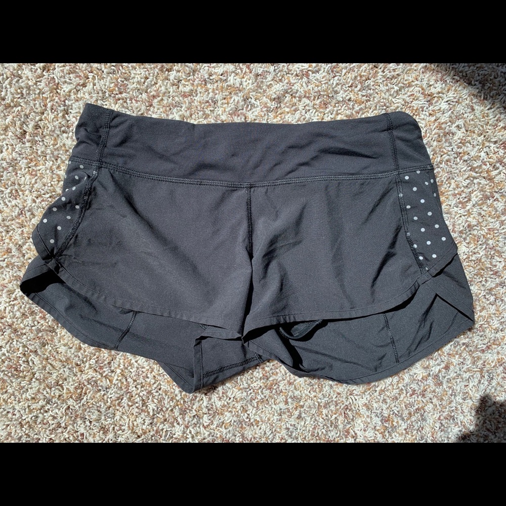 black lululemon shorts w polka dots